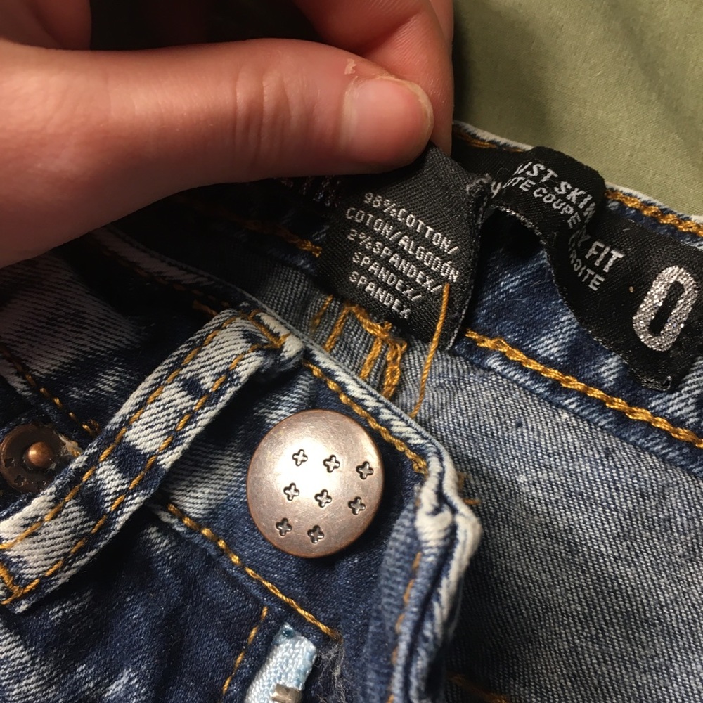 Retro Acid Wash High Rise distressed Jeans - Picture 6 of 6